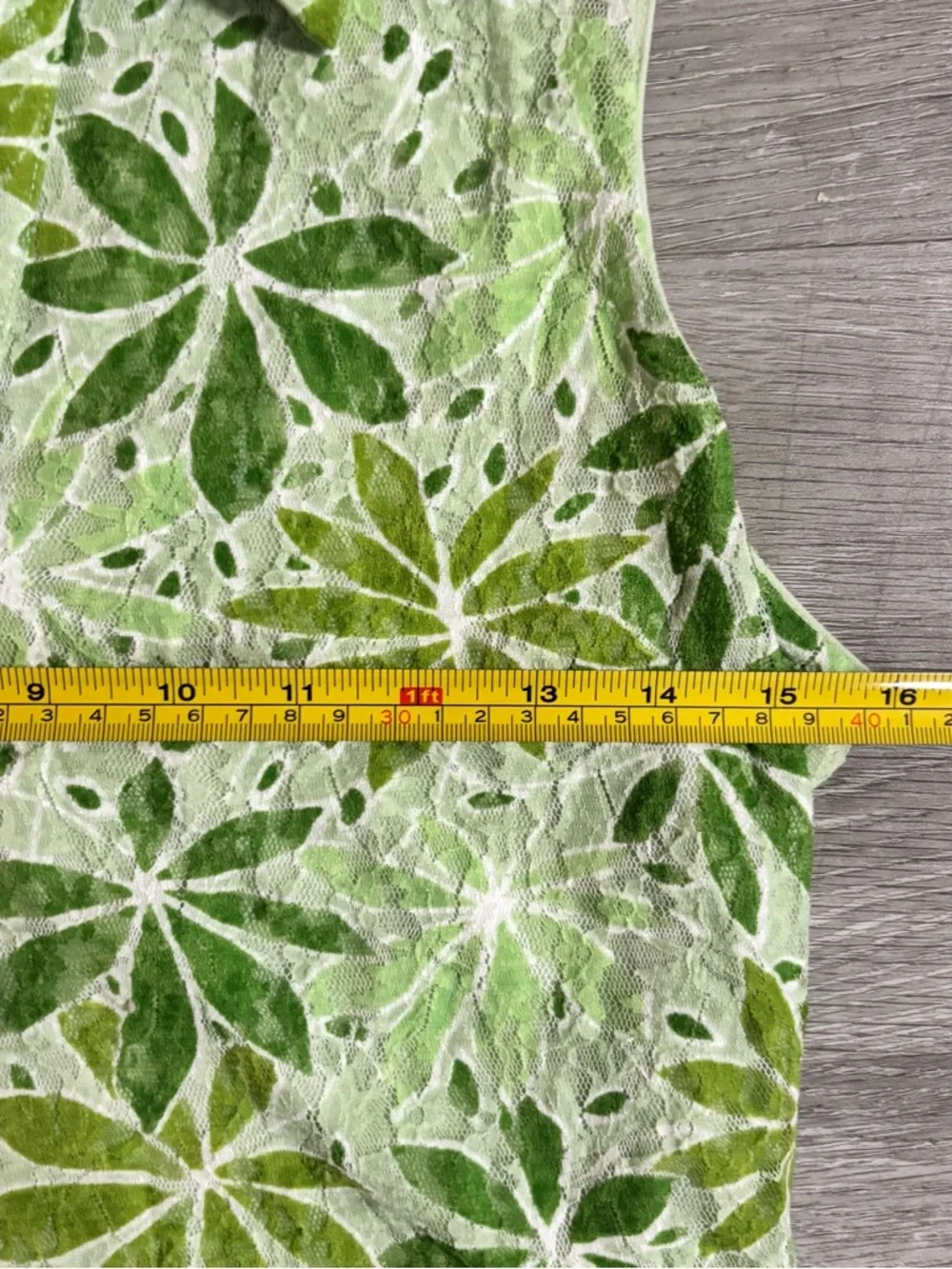 Key Lime Green Resortwear Spring Size Medium Top Summer - Picture 6 of 7